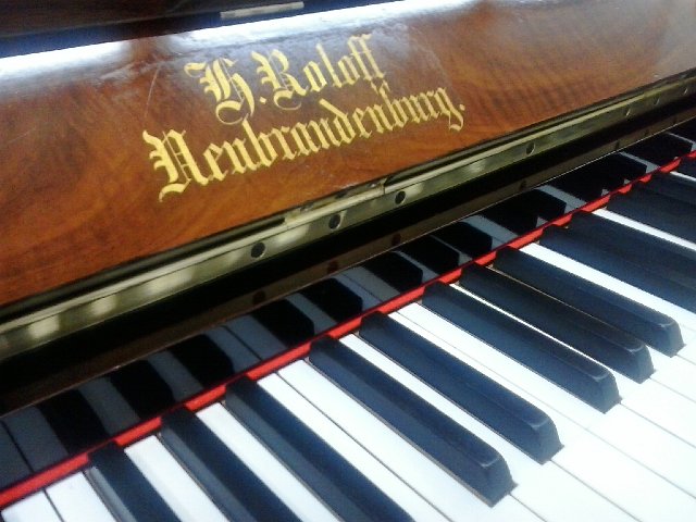 Reparatur am Klavier Roloff – Schritt 1